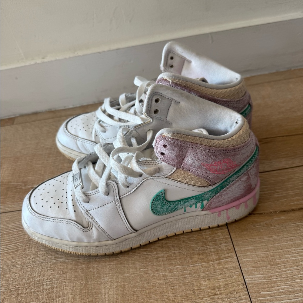 Air Jordan 1 Mid SE GS 'Ice Cream'